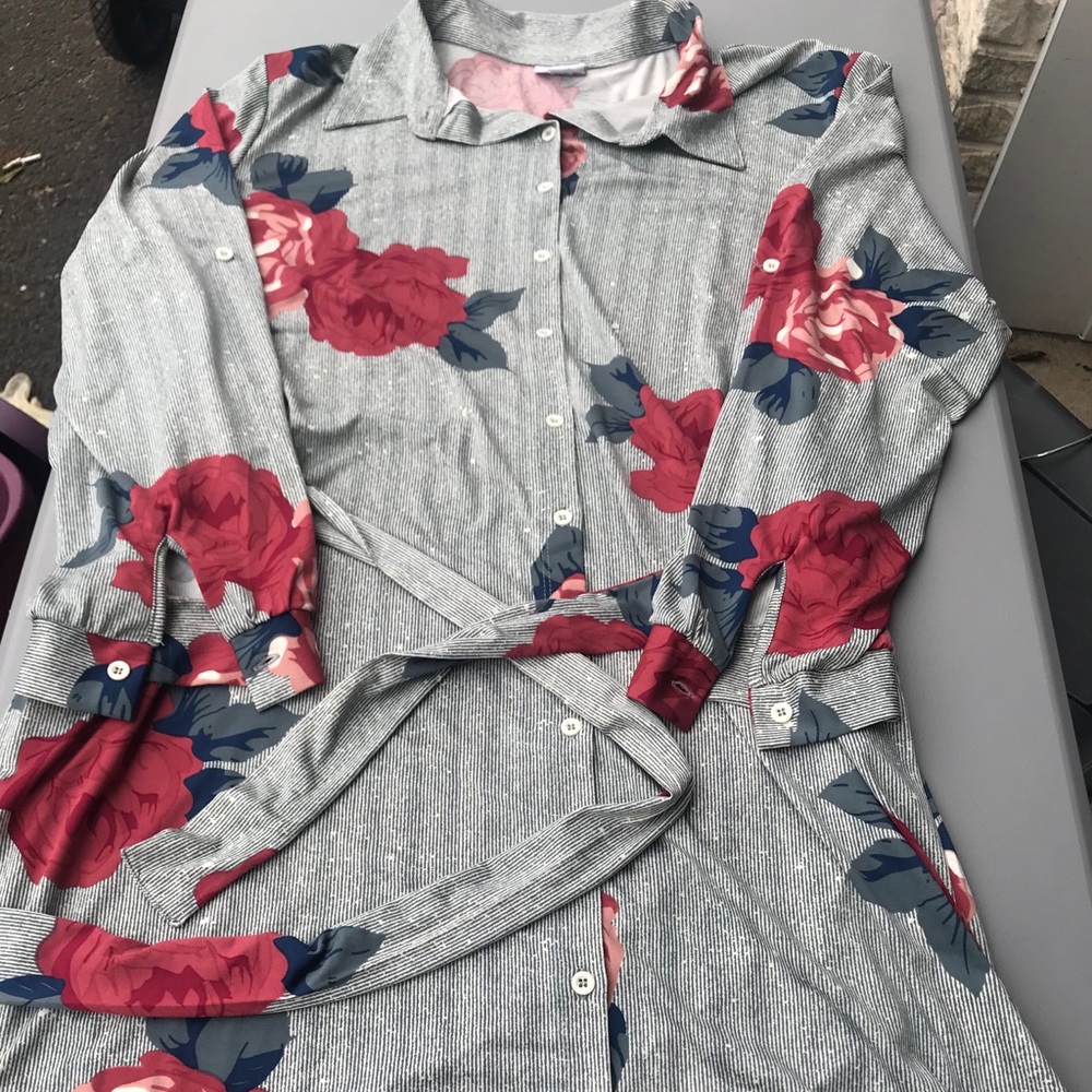 Lularoe shirt dress